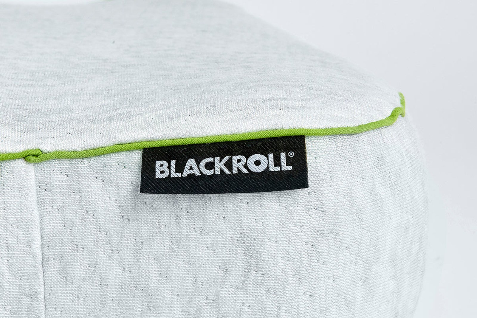 BLACKROLL tag on the pillow cover piping
